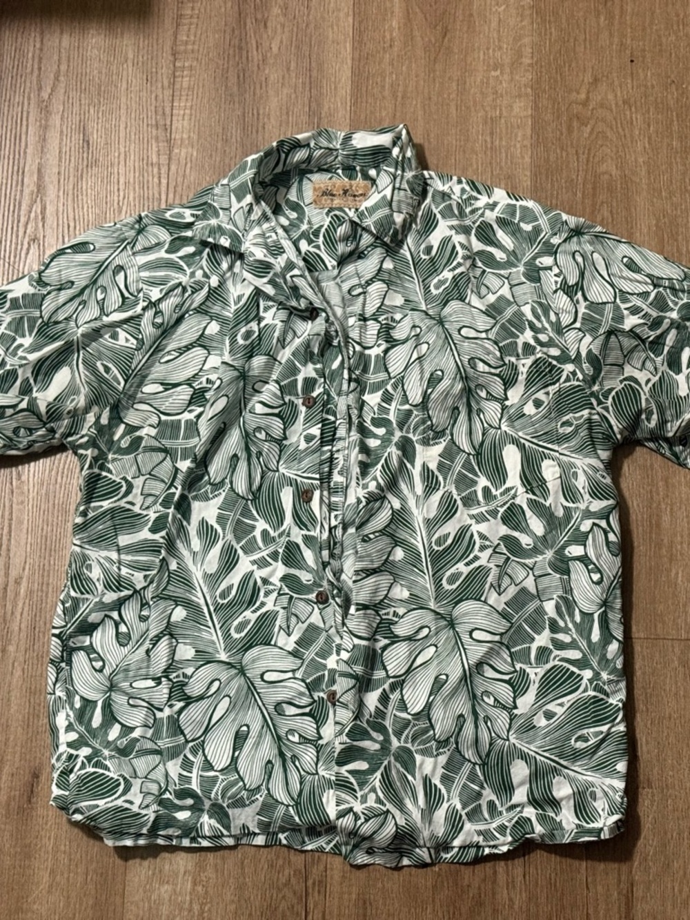 Blue Hawaii - Green Leaf-Print Short Sleeve Shirt Aloha Shirt